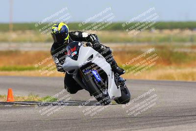 media/Apr-24-2023-Fastrack Riders (Mon) [[2ca7ef103c]]/Level 1/Session 1 (Sweeper)/